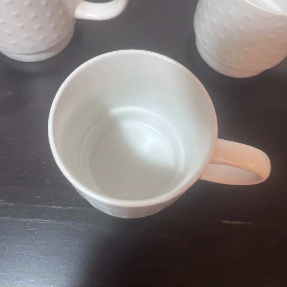 Market Finds White Hobnail Stacking Mugs Set of 4 with Black Metal Storage Stand - Picture 5 of 10